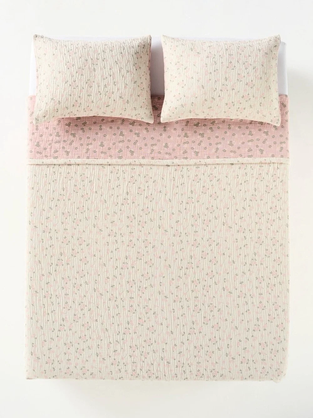 Anthropologie Floral Field Cotton Floral Jacquard Coverlet and Shams, Queen